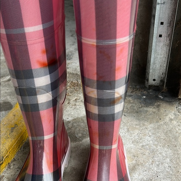 Burberry Pink and Black Plaid Rain Boots - Picture 8 of 10